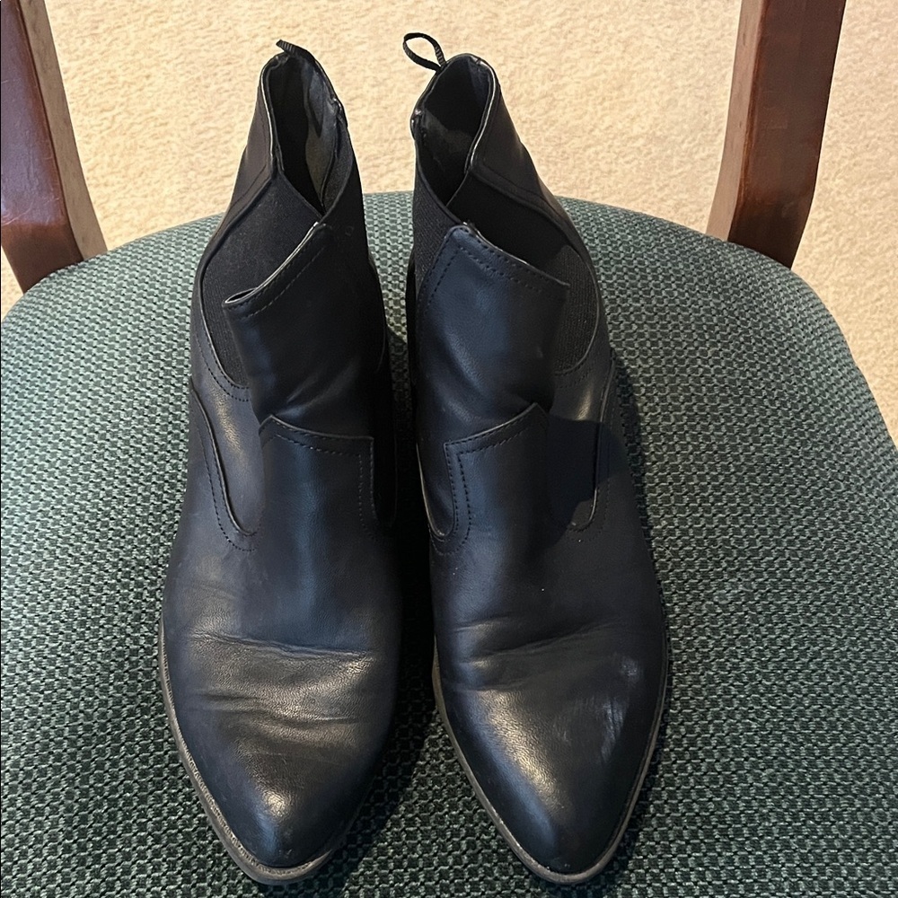 H & M Divided Women’s Black Leather Ankle Boots -Size 9.5